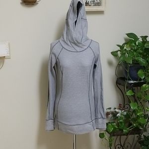 Lululemon Women's Long Sleeve Size 6
